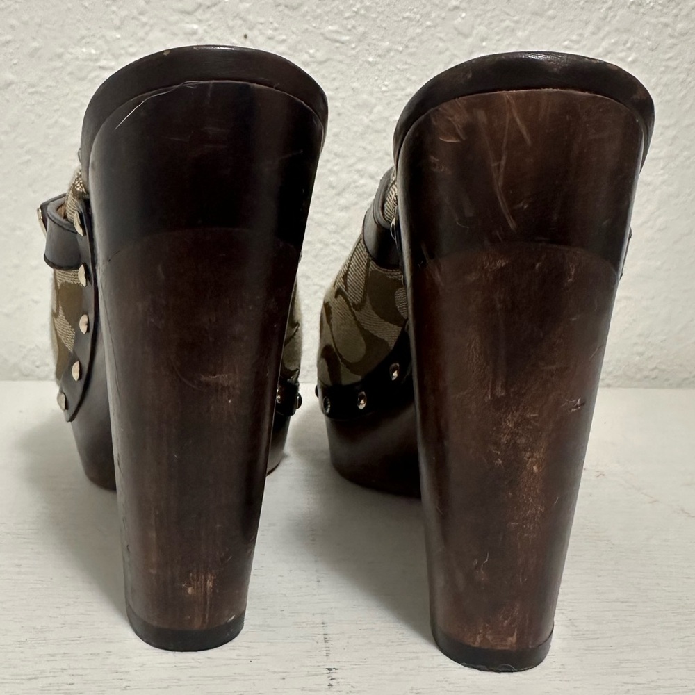 Coach Jodi Tan Signature Canvas Peep-Toe Clog Heels with Gold Buckle y2k vintage - Picture 9 of 12